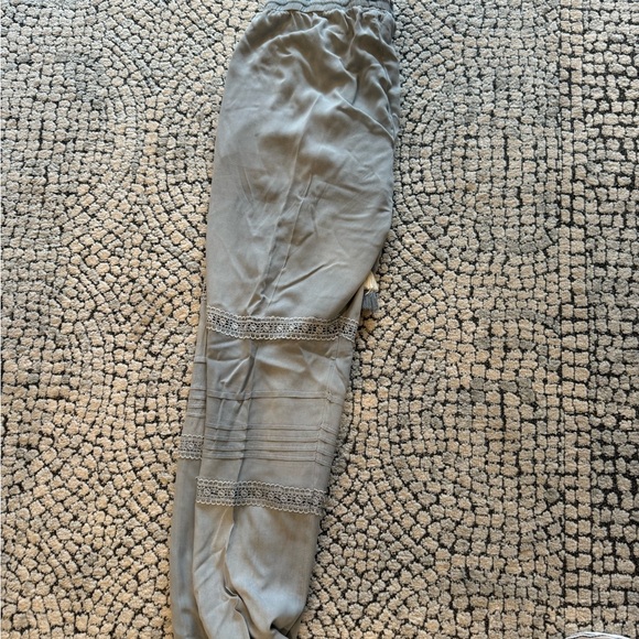 Gypsy .size medium . Very good condition - Picture 4 of 5